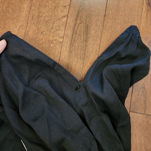 Reformation women's black skirt in size 6 - Picture 8 of 11